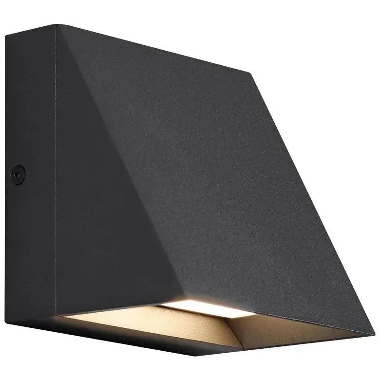 Track lighting for museums and galleriesPitch LED Outdoor Wall Mount