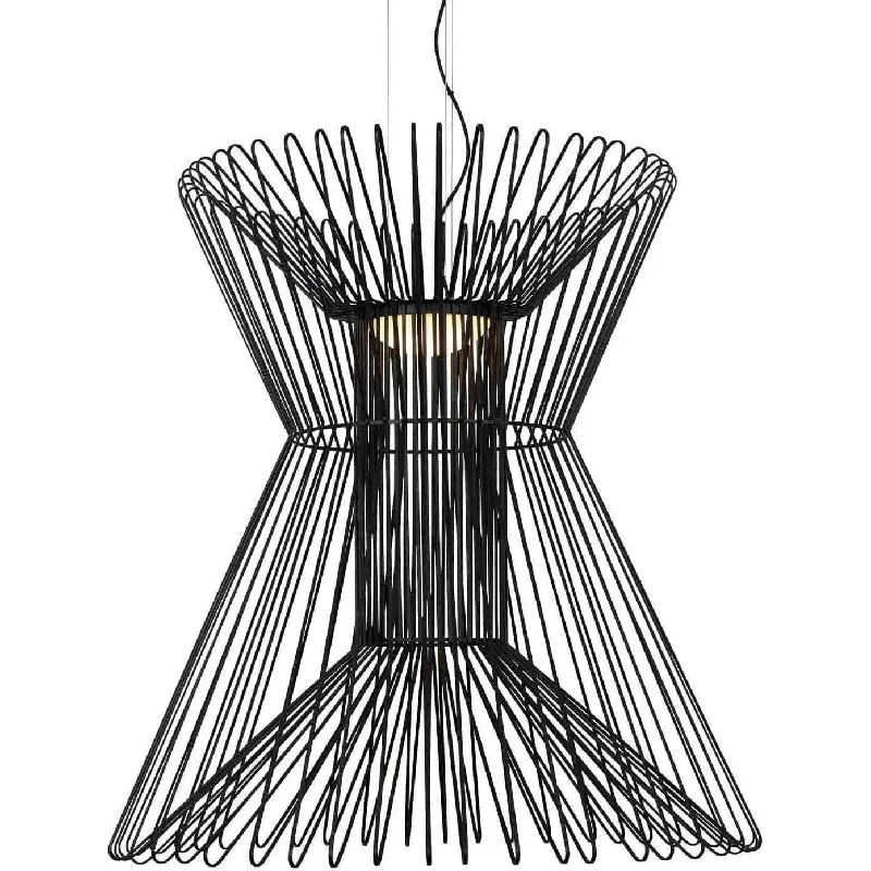 Track lighting for adding a touch of eleganceSyrma Grande LED Suspension