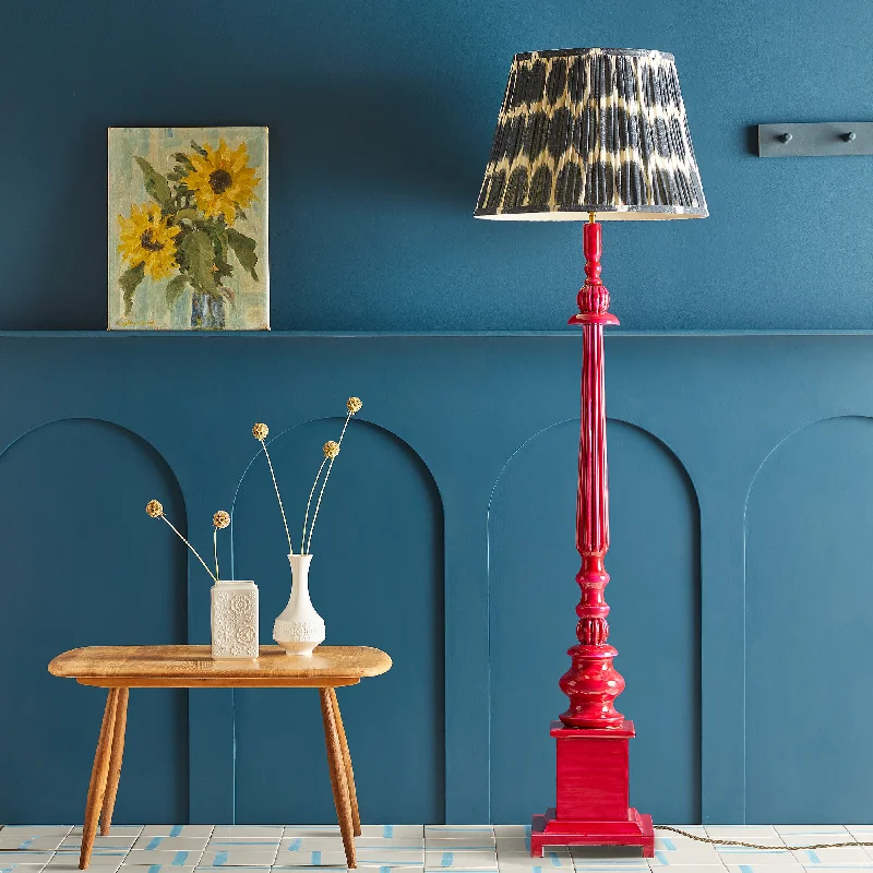 Modern Minimalist Floor Lamp for Contemporary Living RoomsDorian floor lamp in cosmo pink Modern Minimalist Floor Lamp for Contemporary Living RoomsDorian floor lamp in cosmo pink