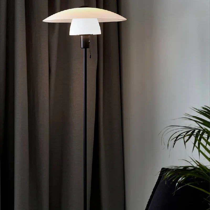 Industrial Style Floor Lamp with Exposed Bulbs for Loft ApartmentsVerona Floor Lamp Industrial Style Floor Lamp with Exposed Bulbs for Loft ApartmentsVerona Floor Lamp